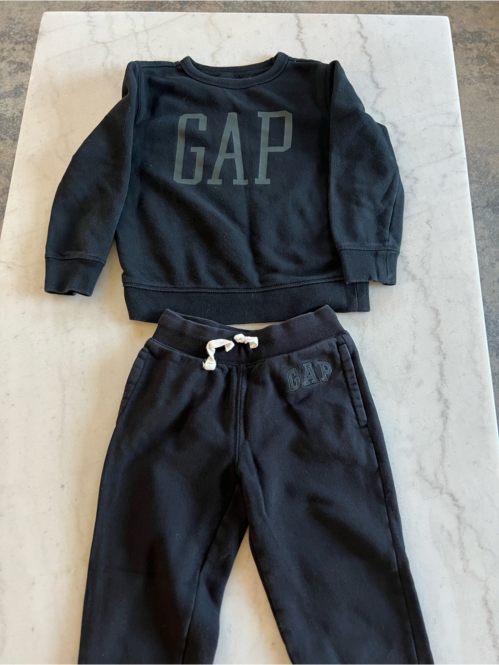 GAP Kids Black Crewneck Sweatshirt & Jogger Set